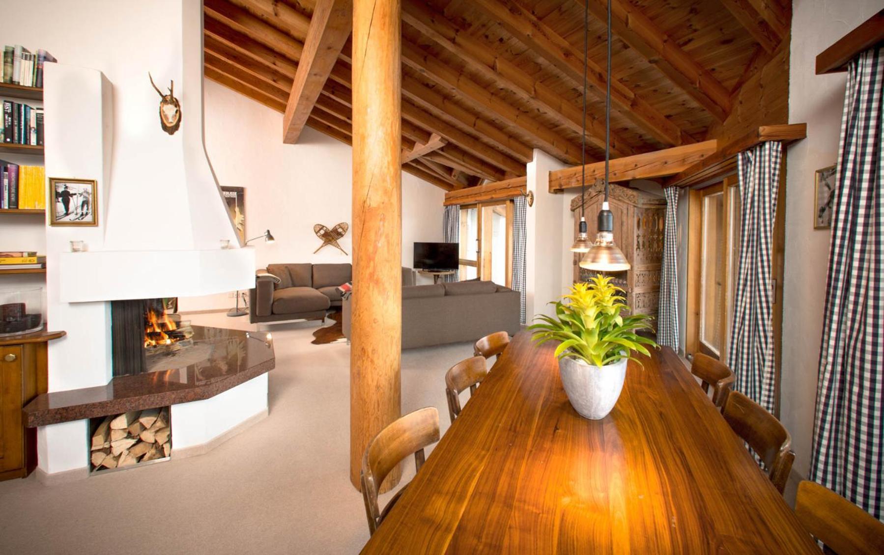 Arena Guesthouse 필름 외부 사진